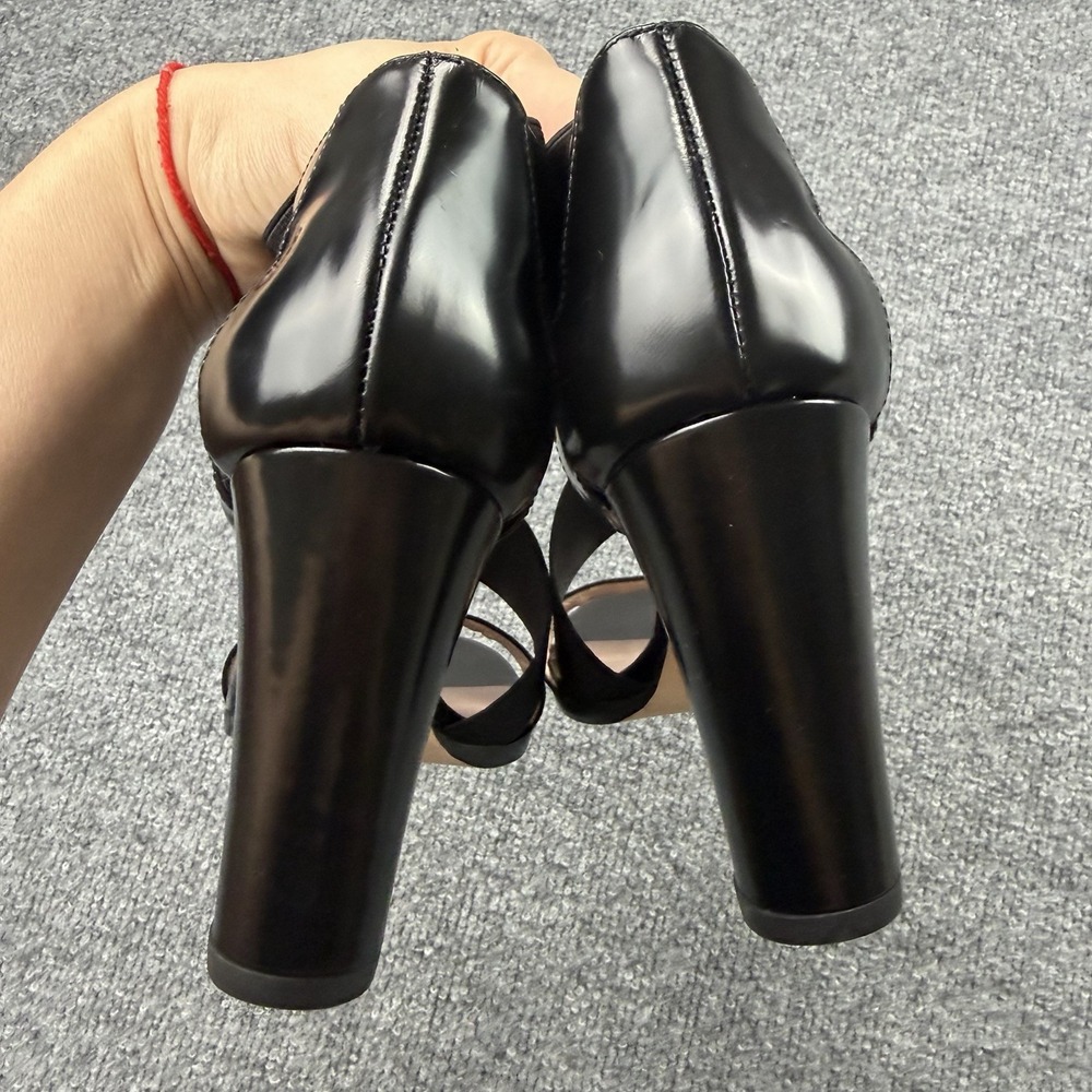 Stuart Weitzman Black Patent Leather Elastic Strap Heels Size 7M - Picture 3 of 6